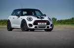 Mini John Cooper Works Challenge Edition 2016 года (UK)